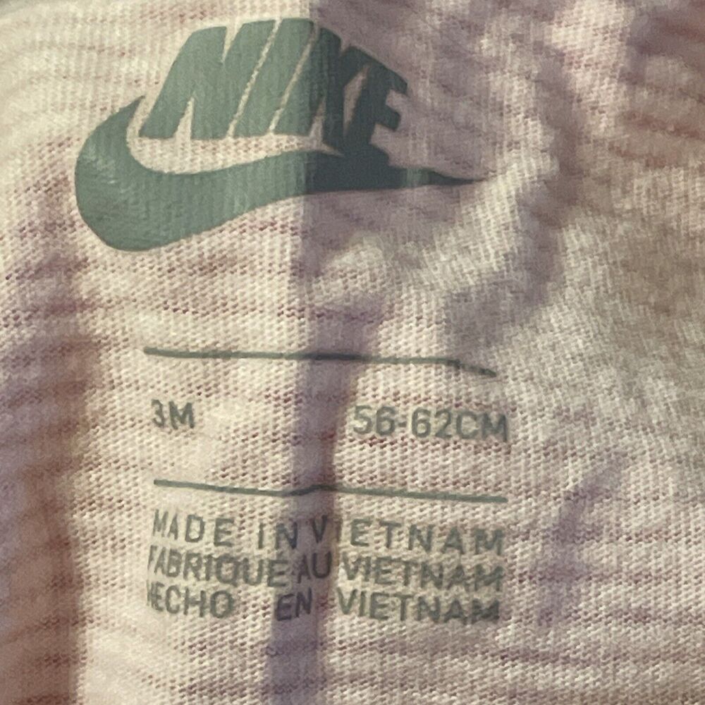 Nike Baby Girls Size 3M Long Sleeve Pink White Striped Logo Bodysuit - Picture 5 of 9